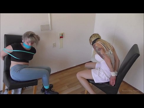 ❤️ Woledzera / womangidwa komanso wotsekeredwa / msungwana wovutika Kanema wamatako pa ny.mailkassa.ru  ❌️❤
